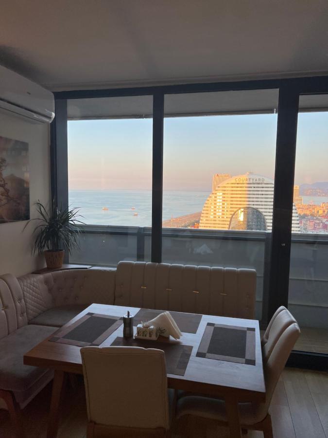 Orbi City Suites Batumi Exterior foto