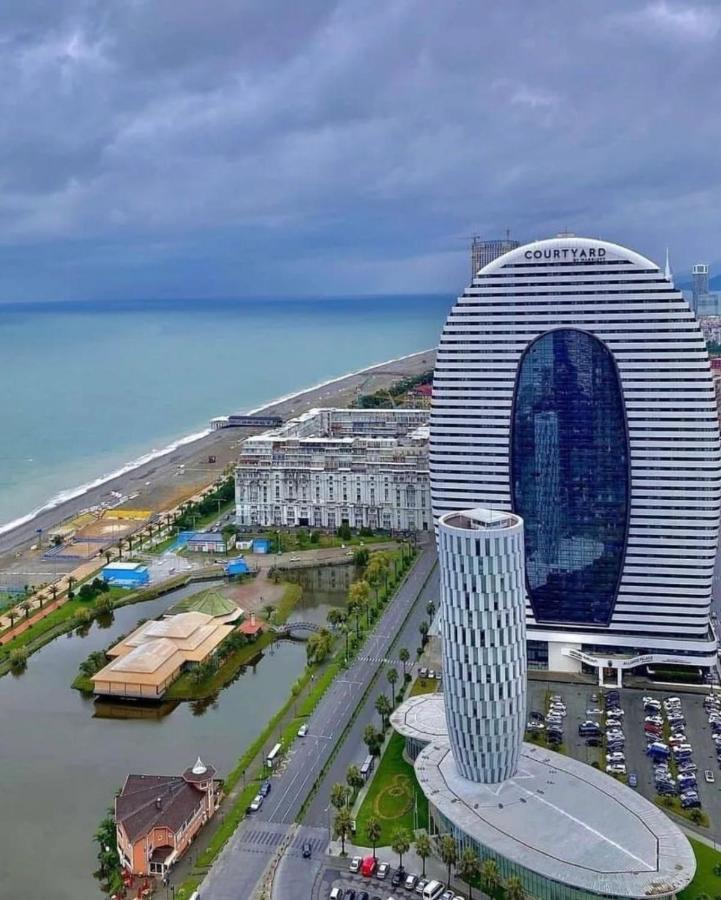 Orbi City Suites Batumi Exterior foto